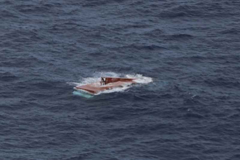 美國檀香山國搜中心(JRCC Honolulu)提供最新殘骸照片   圖：漁業署/提供