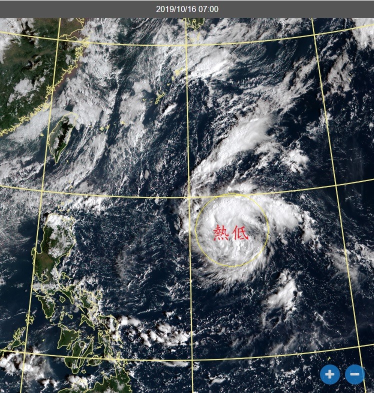 菲律賓東方海面的有一熱帶性低氣壓朝西北西行進，逐漸接近菲律賓呂宋島，對18日後台灣附近水氣有增加作用   圖：取自鄭明典臉書