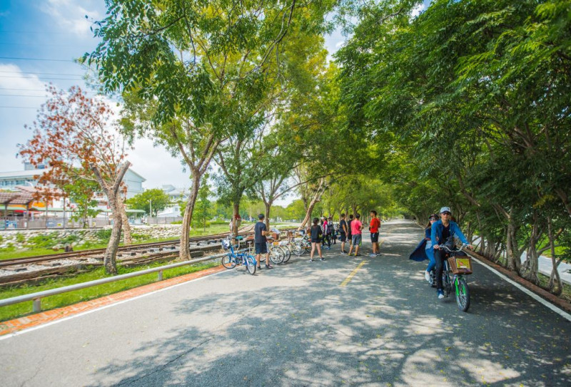 東豐自行車綠廊長12公里，距離大湖開車約45分鐘路程，也可列入一日遊的選擇。圖：翻攝自台中觀光旅遊網