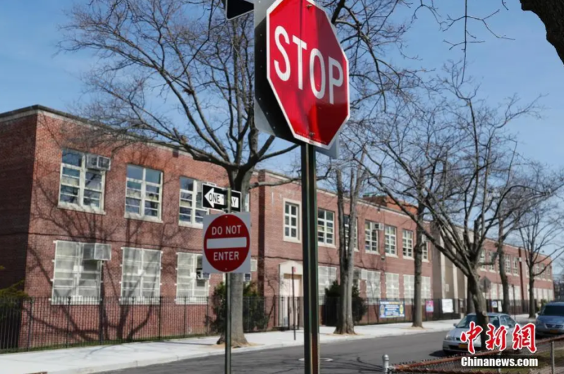 為因應新冠肺炎疫情，紐約市下令關閉公立學校，估計約有110萬名學生受影響。   圖：翻攝自中新網