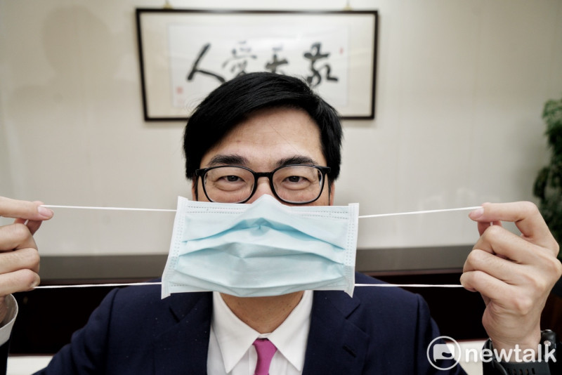 行政院副院長陳其邁在專訪中透露何以台灣口罩產能可以極大化的秘辛。   圖：張良一/攝