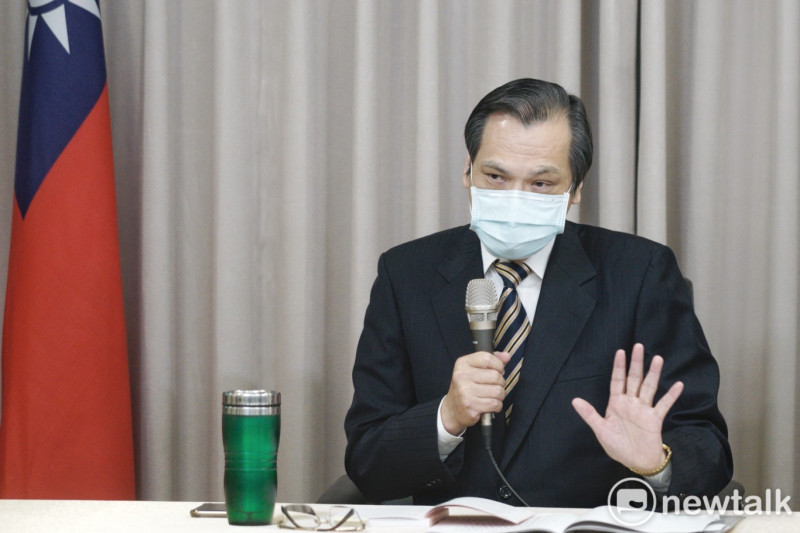 陸委會主委陳明通日前在記者會上宣布「香港人道援助關懷行動專案」。   圖：張良一/攝（資料照）