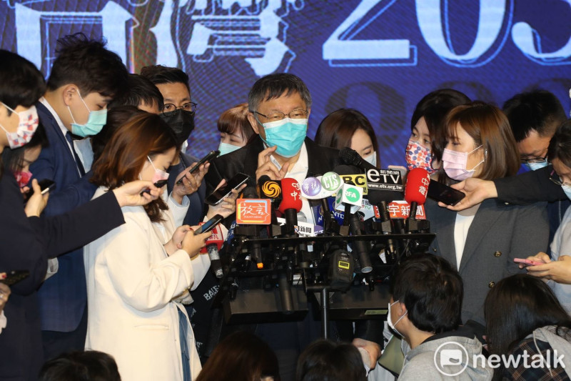 台北市長柯文哲出席「願景臺灣2030」論壇前受訪。   圖：張良一 / 攝