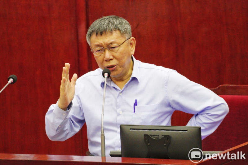 針對疫情指揮中心稱要「莫德納混打高端」，台北市長柯文哲罵「這是一個完全沒有規劃的政策，亂七八糟」。   圖：張良一 / 攝（資料照）