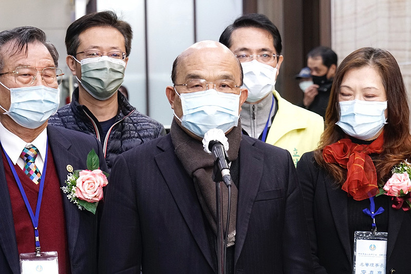 針對台灣是否對俄羅斯祭出禁止輸出半導體等科技產品的經濟制裁，蘇貞昌表示對於有助於和平解決相關爭議，我國都會盡最大的努力。   圖：張良一/攝