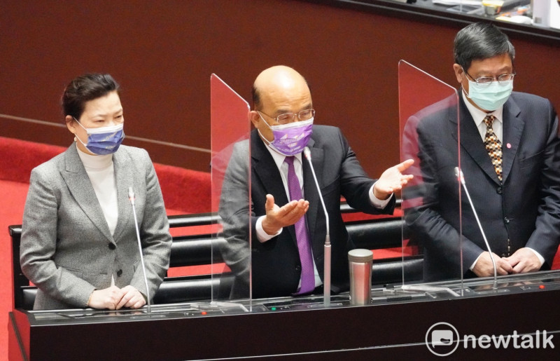 行政院長蘇貞昌、經濟部長王美花(左)在立院院會備詢。   圖：張良一/攝（資料照）