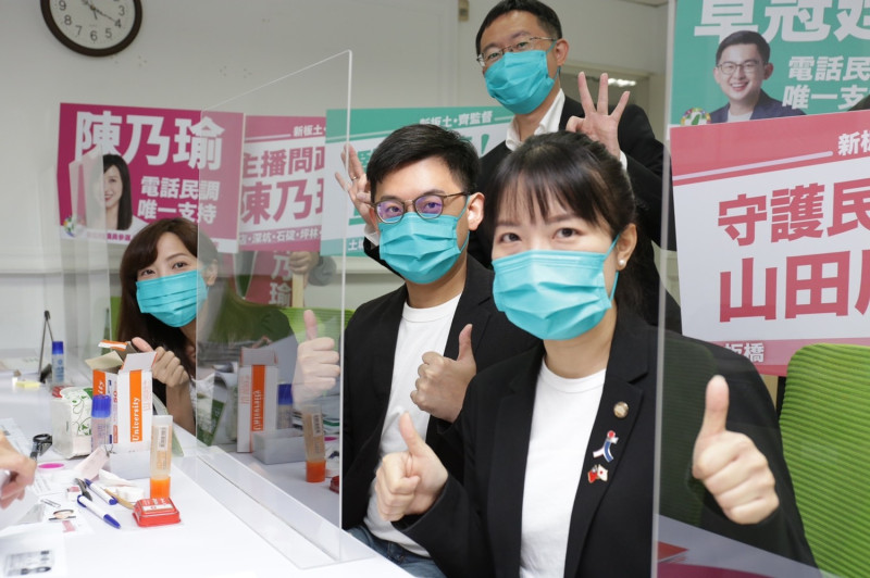 陳乃瑜、山田摩衣、卓冠廷初選登記 力拚三席全上。 圖:卓冠廷辦公室提供