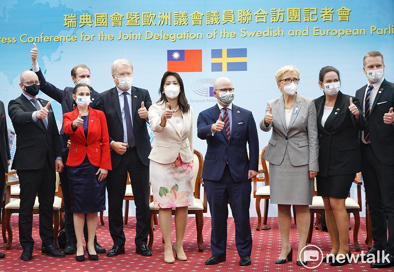 瑞典國會議員及歐洲議會議員訪團記者會。   圖：張良一/攝