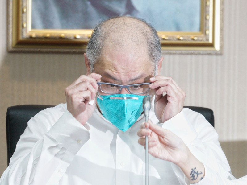 李明哲上午在妻子李凈瑜的陪同下,他說,在中國被關了5年終於回來了,李他感謝:被國人關心感到幸福。 圖:張良一/攝