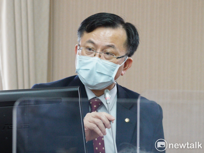 國家通訊傳播委員會主委陳耀祥表示，海底電纜安全上，有很大改善空間。   圖：張良一/攝