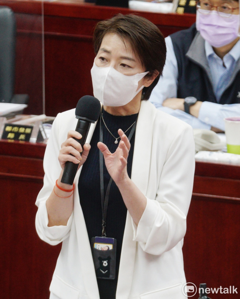 台北市副市長黃珊珊在台北市議會備詢。   圖：張良一 / 攝