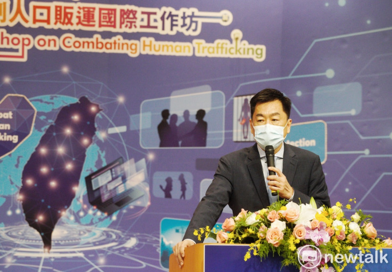 內政部政務次長陳宗彥出席2022年防制人口販運國際工作坊。   圖：張良一/攝