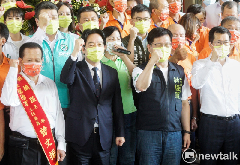 副總統賴清德啟動全台輔選列車，首站來到新北市，為民進黨提名的新北市長參選人林佳龍加油相挺。   圖：張良一 / 攝