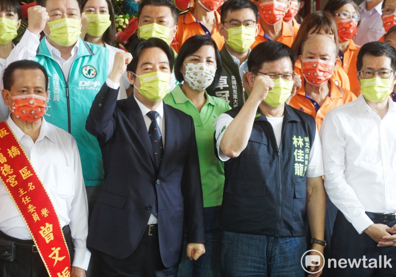 副總統賴清德啟動全台輔選列車,首站來到新北市,為民進黨提名的新北市長參選人林佳龍加油相挺。 圖:張良一 / 攝