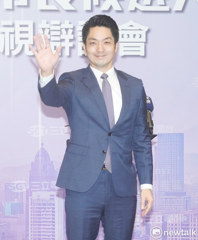 國民黨台北市長候選人蔣萬安出席台北市長候選人電視辯論會。   圖：張良一/攝