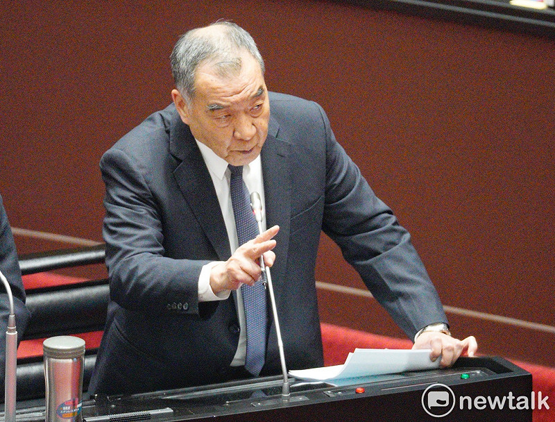 國防部長邱國正在立法院院會備詢。&nbsp;&nbsp;&nbsp;圖：張良一 / 攝