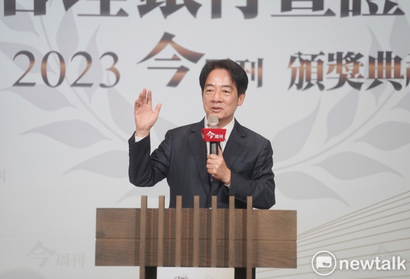 副總統賴清德出席「2023今周刊財富管理銀行暨證券評鑑頒獎典禮。   圖：張良一/攝