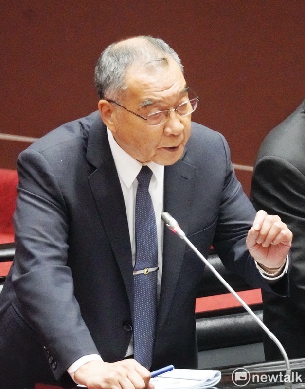 國防部長邱國正在立院院會備詢。   圖：張良一/攝(資料照)
