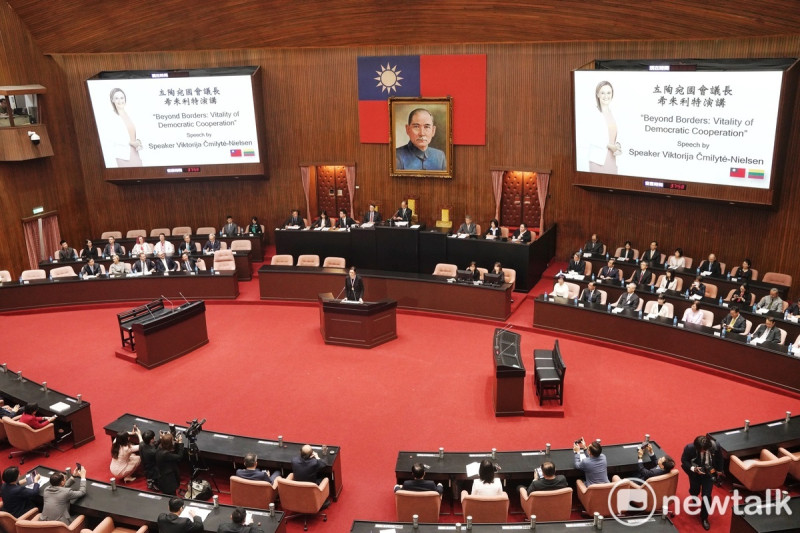 立陶宛國會議長希米利特（Viktorija Čmilytė-Nielsen）上午訪問立法院並發表演講。   圖：張良一/攝