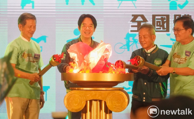 民進黨總統參選人賴清德出席體育Team Taiwan全國體育界挺賴清德後援會成立大會。   圖：張良一/攝