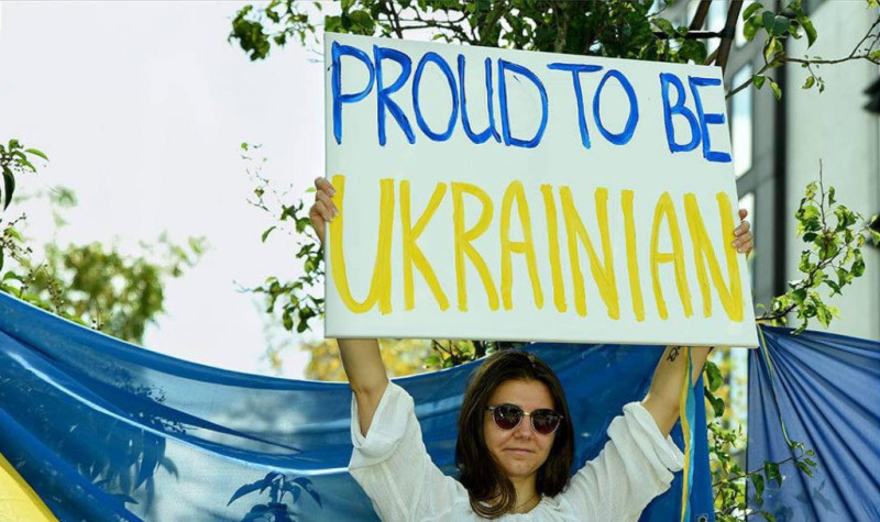  在8月24日烏克蘭獨立日，烏克蘭人民製作標語，表達對國家的支持。  圖 :twitter@PromoteUkraine