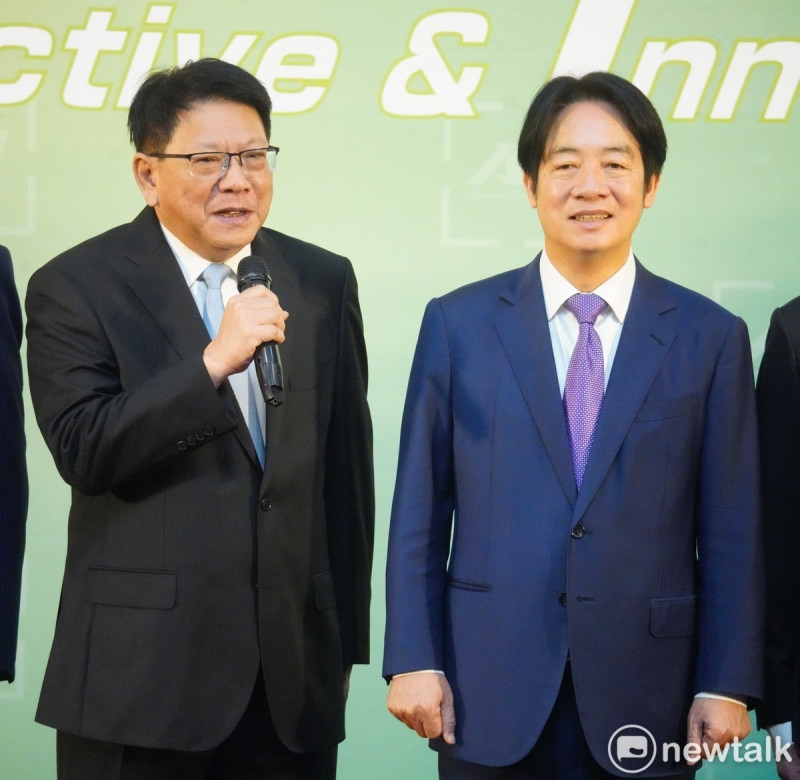 準總統府秘書長潘孟安（左）、準總統賴清德（右）。   圖：張良一攝