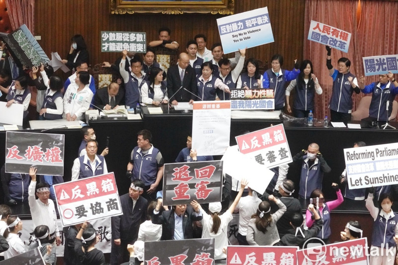 立法院在野黨推國會擴權法案，嚴格說，這是台灣的隱形政變！這是毀憲亂政。   圖：張良一/攝（資料照片）