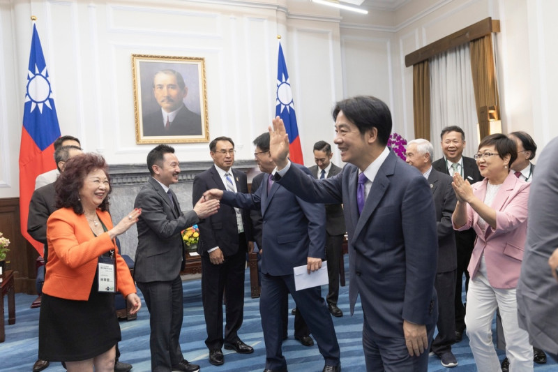  總統賴清德接見北美洲台灣商會聯合總會回國訪問團。 圖：總統府提供 