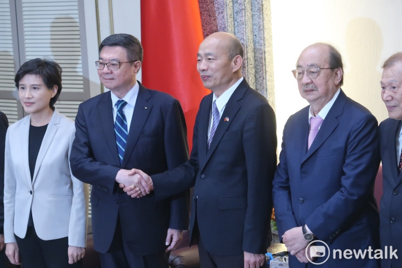 行政院長卓榮泰與副院長鄭麗君等人29日拜會立法院長韓國瑜   圖：林朝億/攝