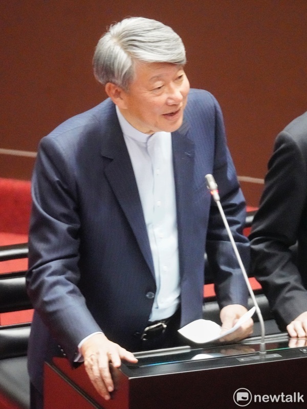 經濟部長郭智輝在立院院會備詢。   圖：張良一/攝