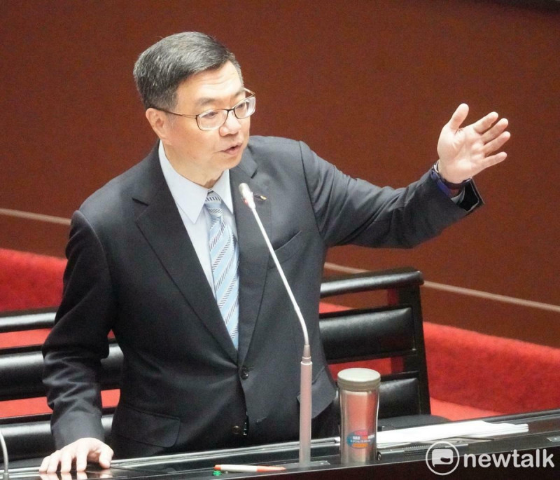 行政院長卓榮泰在立院院會備詢。   圖：張良一/攝