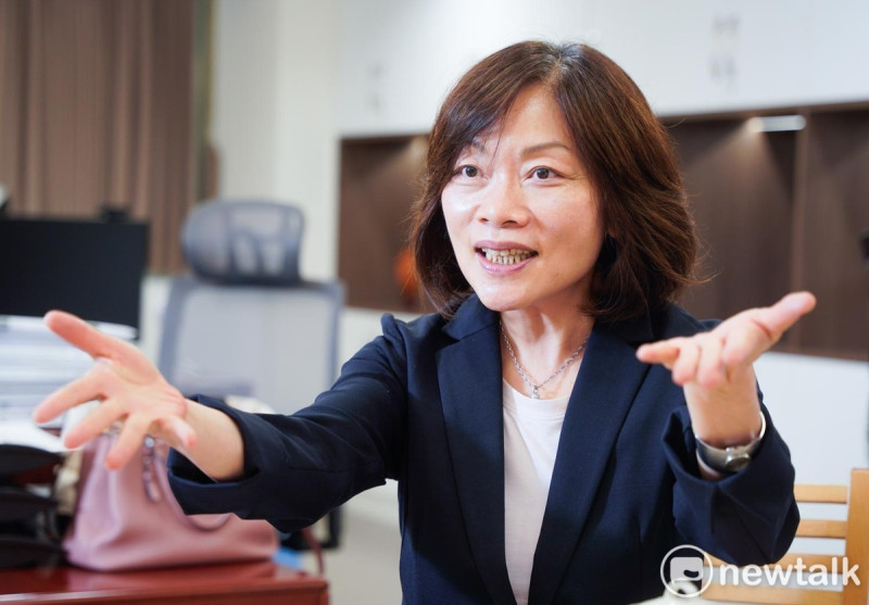 勞動部長何佩珊受新頭殼專訪。   圖：張良一/攝