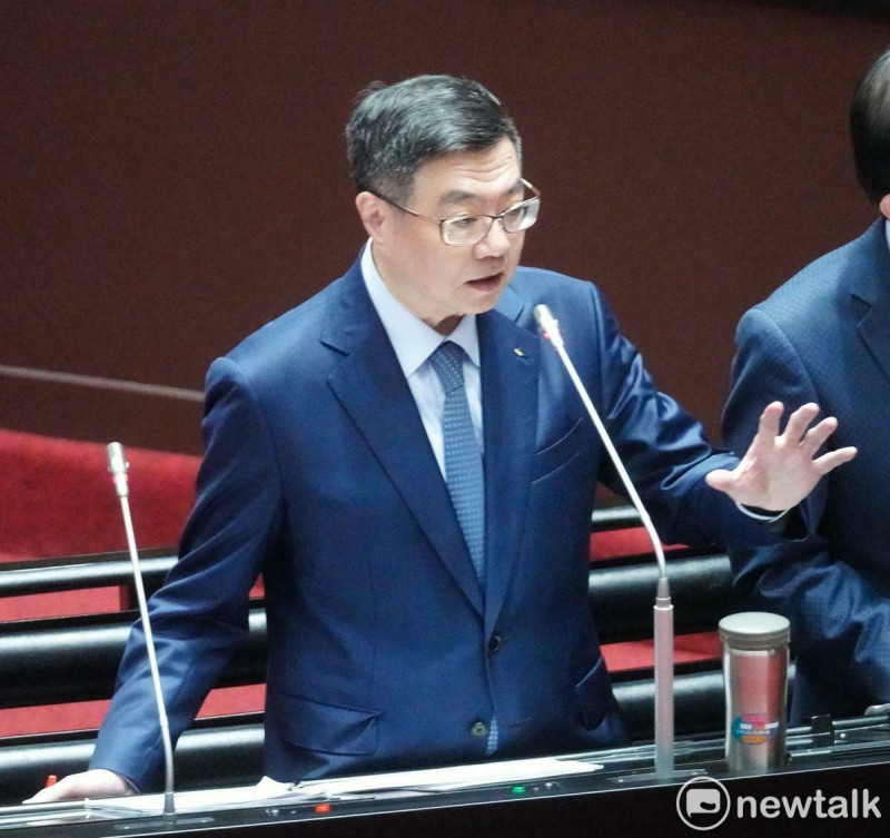 行政院長卓榮泰今（9）日在立法院院會備詢。   圖：張良一/攝