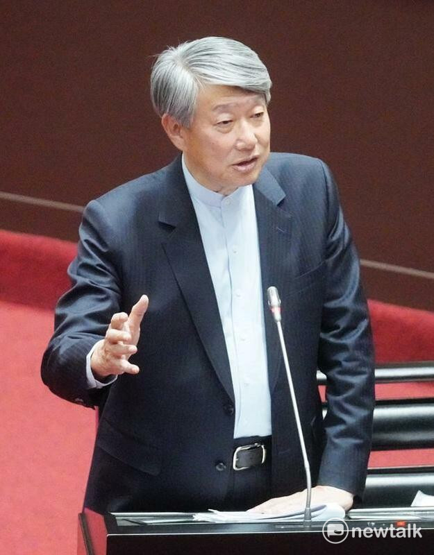 經濟部長郭智輝在立院院會備詢。（資料照片）   圖：張良ㄧ/攝