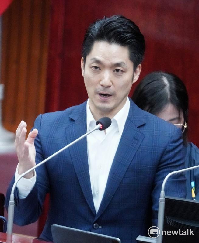 台北市長蔣萬安在台北市議會備詢。   圖：張良ㄧ / 攝（資料照）