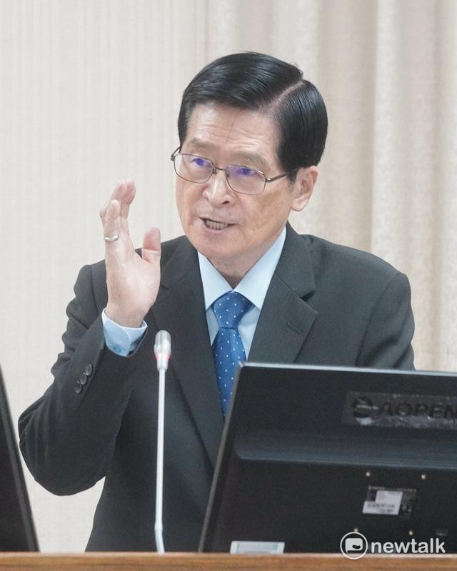 退輔會主委嚴德發今（9）天在立院外交及國防委員會備詢。   圖：張良ㄧ/攝
