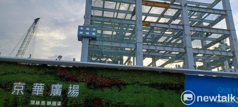 柯文哲涉嫌圖利威京集團主席沈慶京，讓京華城取得20％容積獎勵。   圖：林冠妙／攝