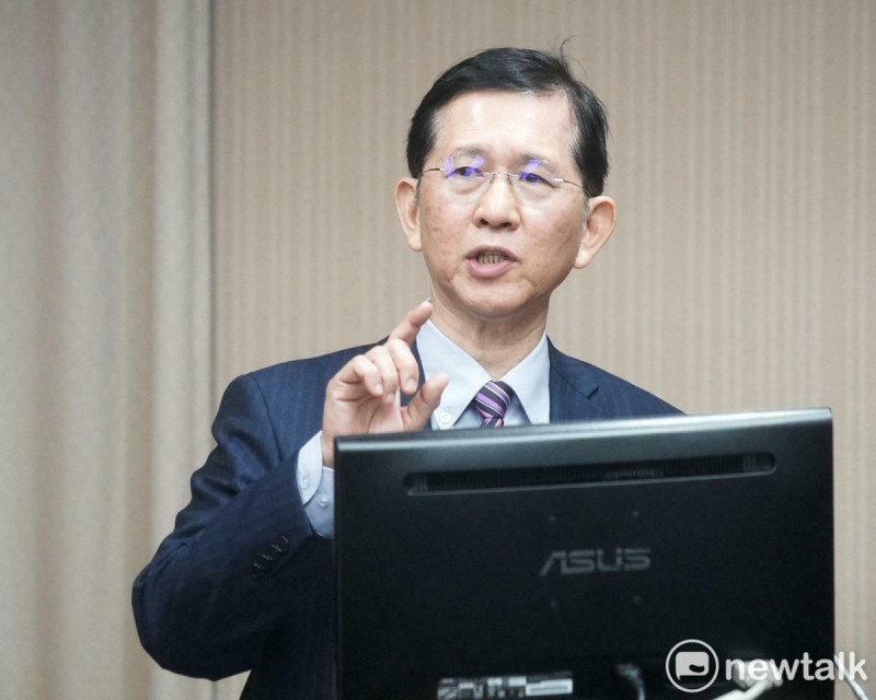 數發部長黃彥男在立院交通委員會備詢。（資料照片）   圖：張良一/攝