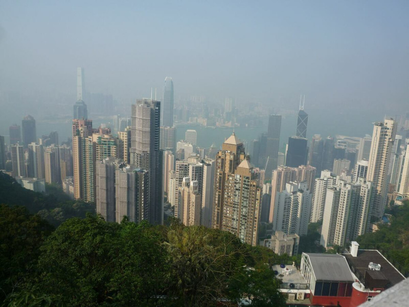 歐盟議會近期通過決議，決定撤銷歐盟對香港的特殊關稅待遇。   圖：截自香港地產論壇FB