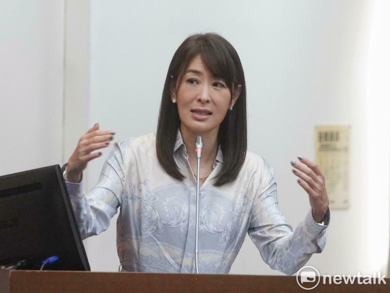 101董事長賈永婕在立院財委會備詢。   圖：張良一/攝