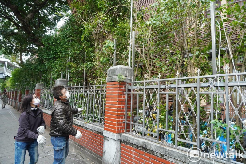 李忠憲質疑，如果警察人員人事條例修法是福國利民，那為何立院圍牆要加高？   圖：張良一/攝