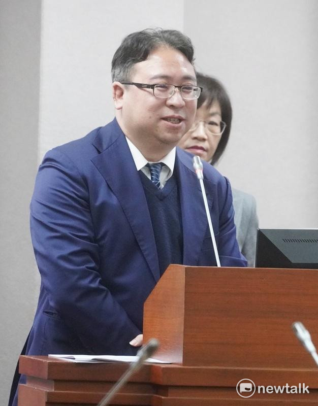 法務部次長黃世杰指出，憲法訴訟法是否適用預防性權利救濟，應由審判機關自行決定。   圖：張良一/攝