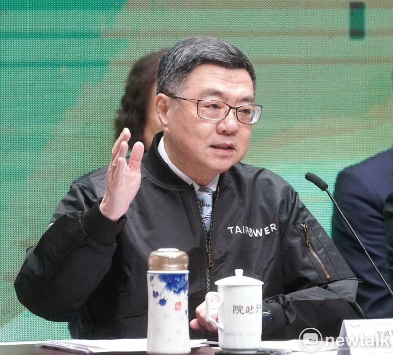行政院長卓榮泰今（21）天第三度率副院長鄭麗君及多個部會首長舉行記者會，回應立法院大幅刪減114年度中央政府總預算。   圖：張良一/攝