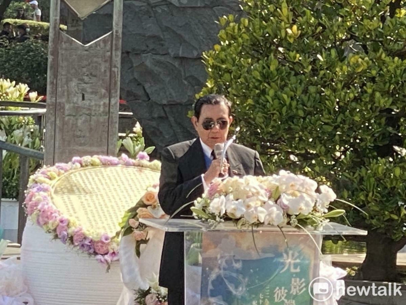 台北市政府28日於二二八和平公園，舉行二二八事件78週年紀念儀式，前總統馬英九致詞。   圖：林朝億/攝