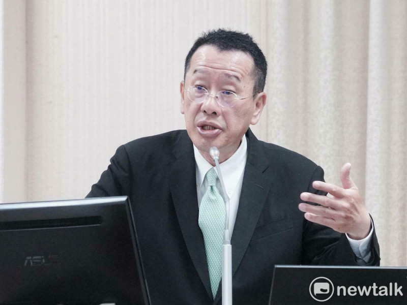 國防部長顧立雄在立院外交及國防委員會備詢。   圖：張良一/攝