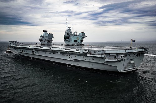 英國威爾斯親王號航空母艦，英國霸氣喊話，威爾斯親王號可以同時和遼寧號和山東號戰鬥。   威爾斯親王號，維基百科