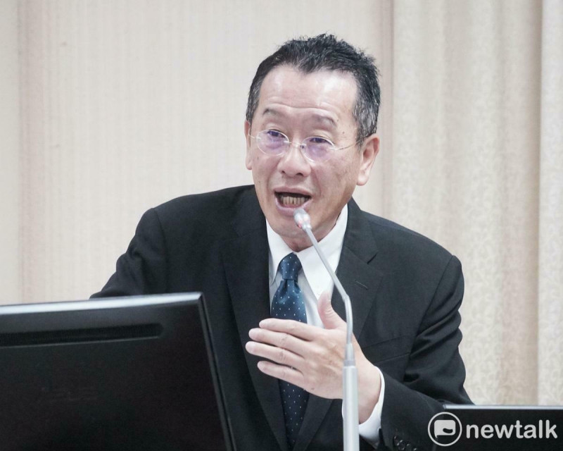 國防部長顧立雄在立院外交及國防委員會備詢。   圖：張良一/攝