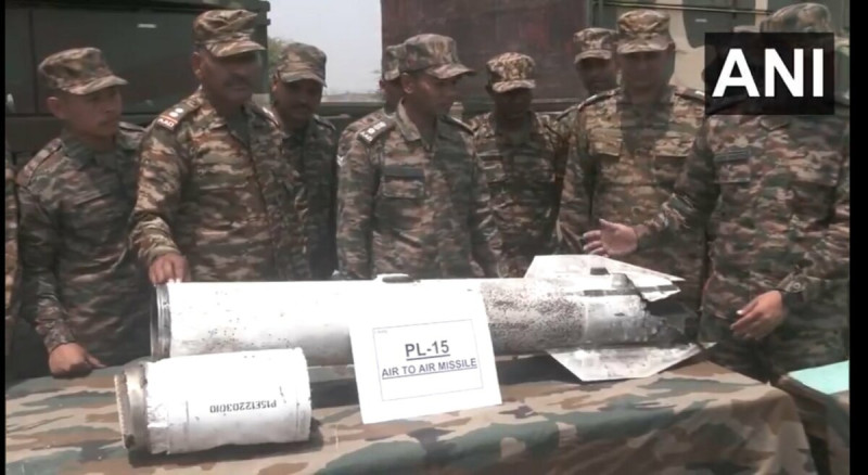 印度軍方公開展示霹靂-15,巴基斯坦獲得中國幫助在空戰略勝印度。 圖:翻攝自X 印度軍方公開展示霹靂-15,巴基斯坦獲得中國幫助在空戰略勝印度。 圖:翻攝自X