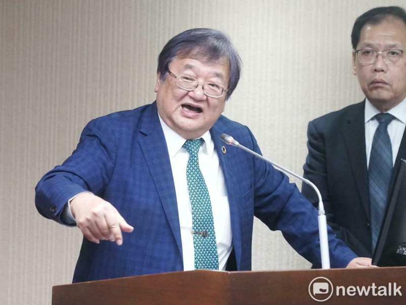 全台首針失智新藥欣智樂今於亞東醫院施打，邱泰源表示健保納入仍待觀察與評估，時程未定。（圖為資料照）   圖：張良一/攝