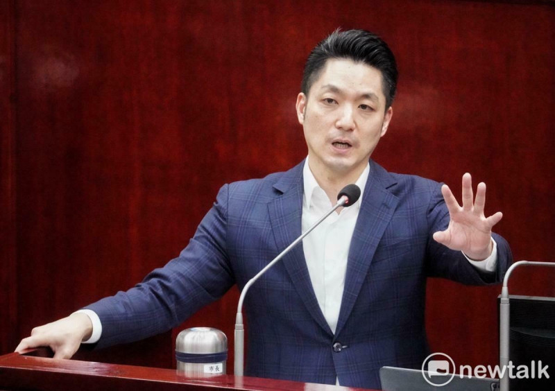 台北市長蔣萬安在台北市議會總質詢備詢。 圖:張良一 / 攝